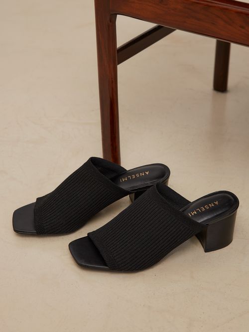 Tamanco em Tricot Preto