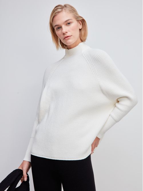 Suéter Minimal Gola Chaminé Off white