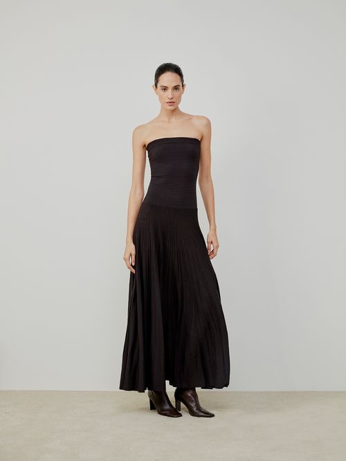 Vestido Sem Mangas Evasê Preto
