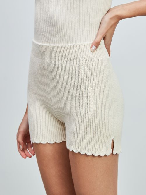 Ruffled Shorts Raw