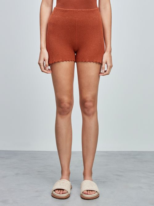 Short com Babados Ferrugem