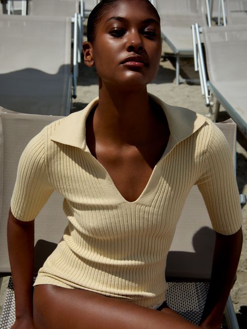 Basic with Panacota Polo Collar