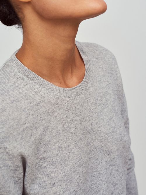 Basic 100% Cashmere Round Neck Gray