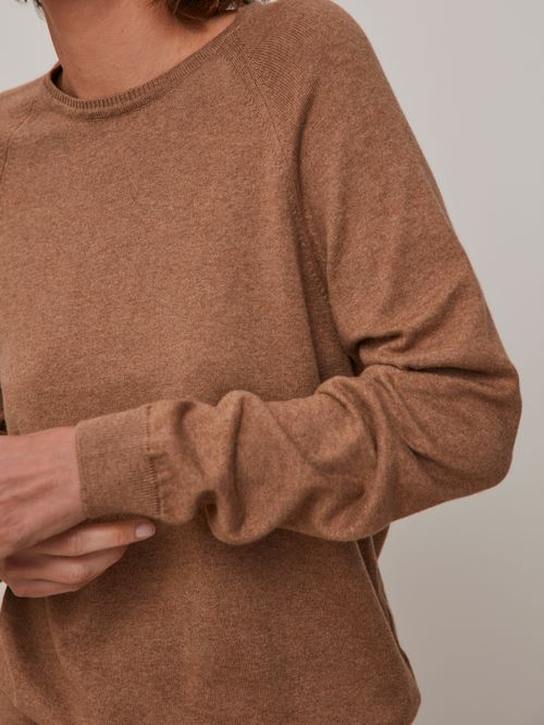 Suéter Básico Gola Redonda Camelo