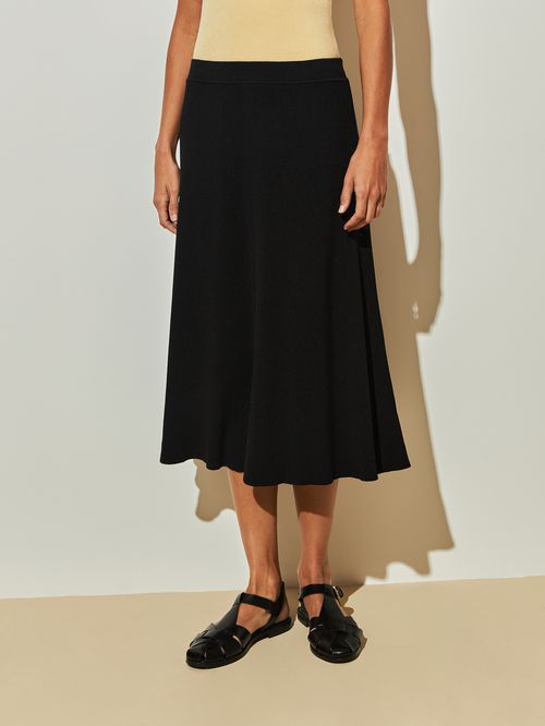 Saia Midi Evasê Preto