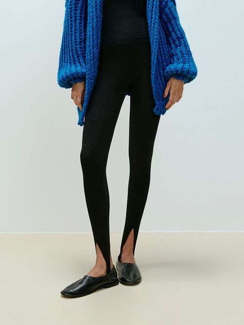 Calça Fuseau em Lã Merino Preto