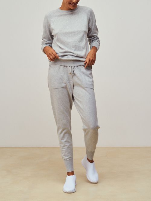 Suéter Básico Gola Redonda Cinza