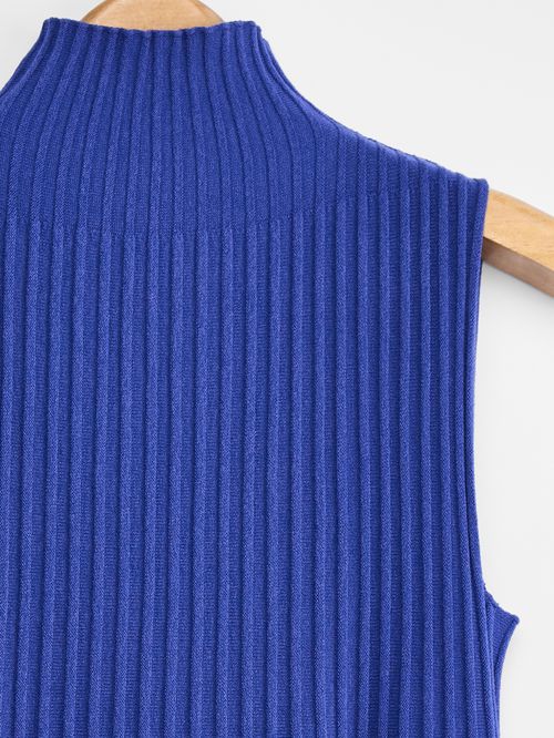 Blusa Plissada Gola Alta Azul Abissal