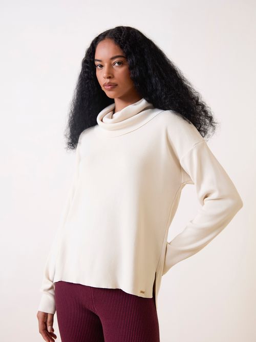 Raw High Neck Straight Armhole Blouse