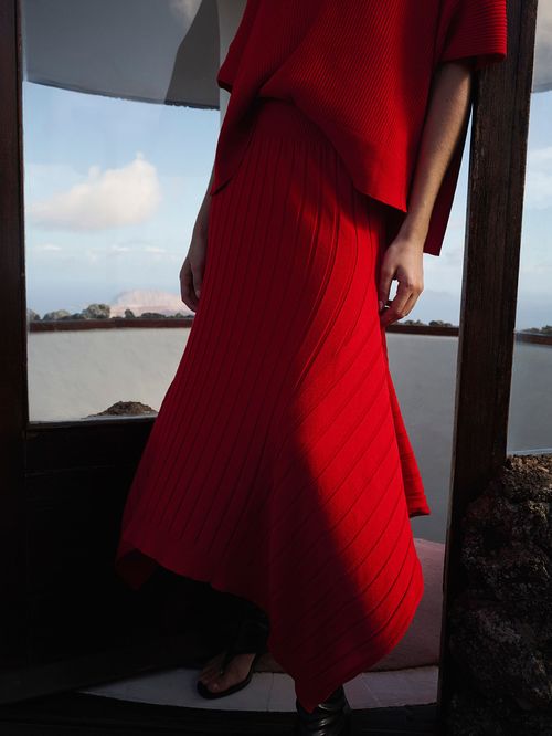 Saia Midi Assimétrica Vermelho