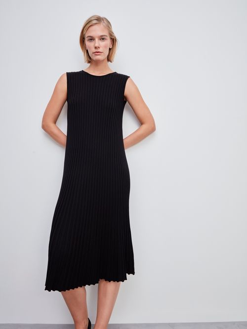 Pleated Midi Dress Black