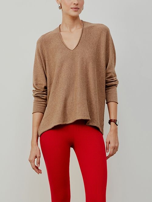 Básica Ampla com Decote V Camelo