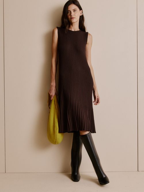 Vestido Midi Plissado Chocolate