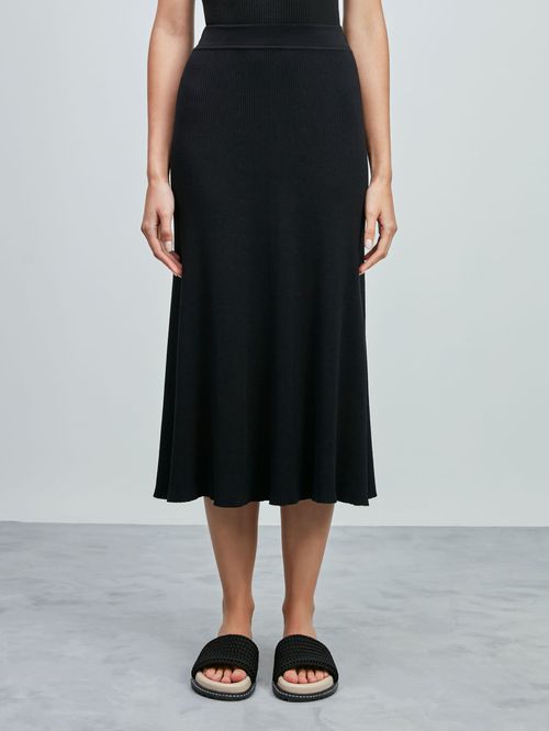 Saia Midi Evasê Preto
