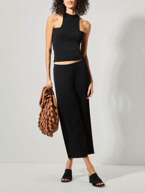 Regata Lisa com Recorte Preto