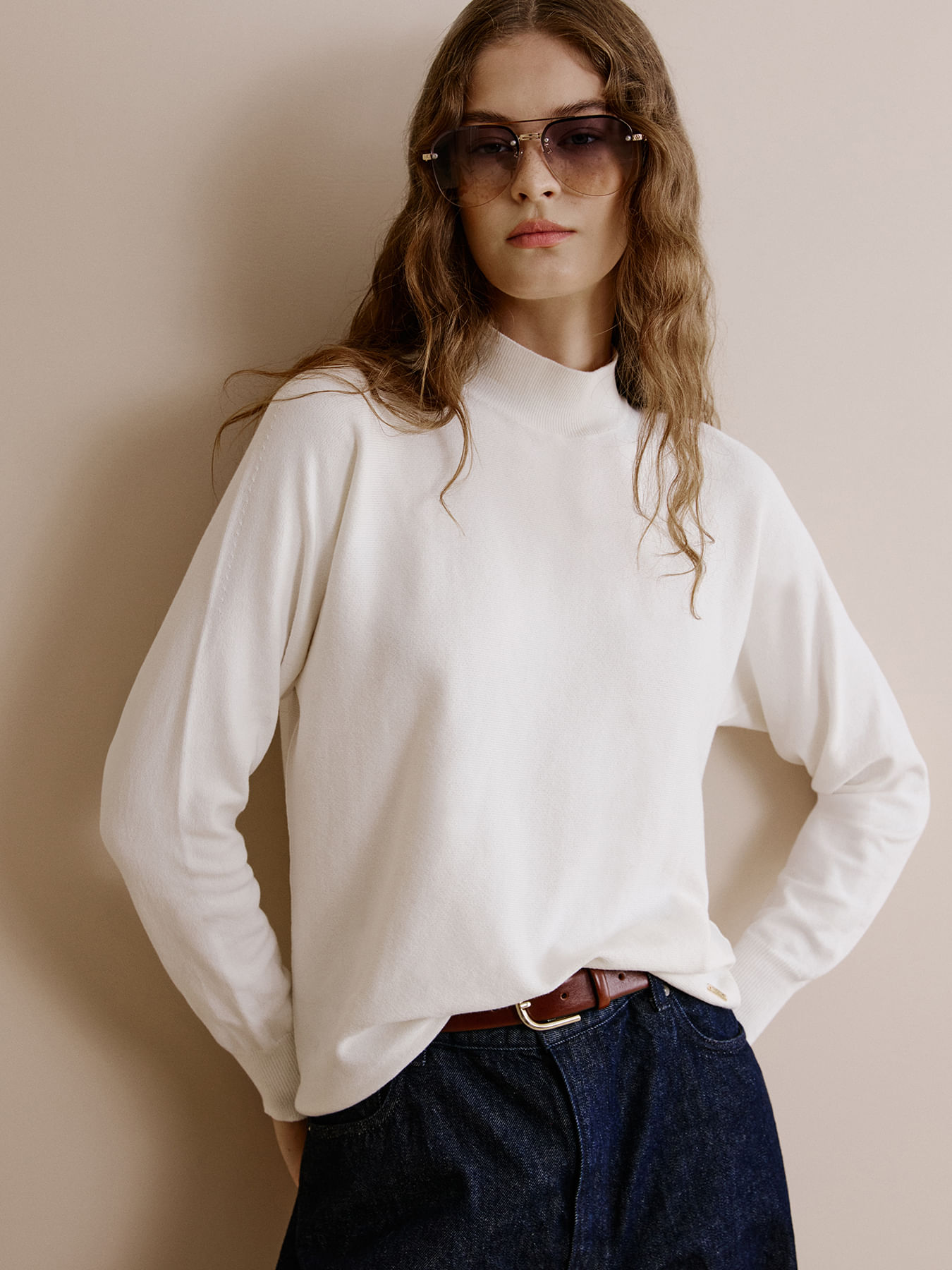 Blusa Longa Feminina de Tricô Gola Chaminé Off White - Anselmi