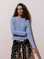 Blusa feminina de tricô em ponto Ondas com manga longa, da Anselmi