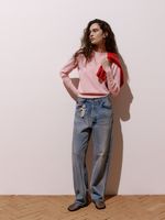 Blusa feminina de tricô 3D com detalhe em botões no punho, da Anselmi