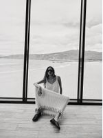 Vestido regata midi feminino de tricô com barra em ponto alça, da Anselmi