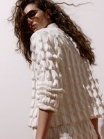 Casaco Curto em Ponto Origami Off White - Feminino Anselmi