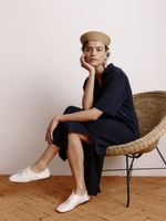 Vestido midi feminino de tricô com gola polo e manga curta, da Anselmi